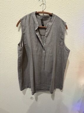 Ladies De Bernardo Taupe Linen blouse size XL from Milan